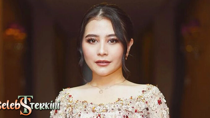 Prilly Latuconsina Dedikasi dan Totalitas untuk Seni Peran